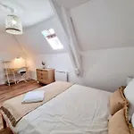 Appartement Meubles Du Chene Vert, Coeur De *
