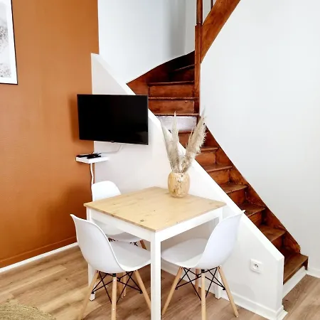 Appartement Meublés Du Chêne Vert, Cœur De