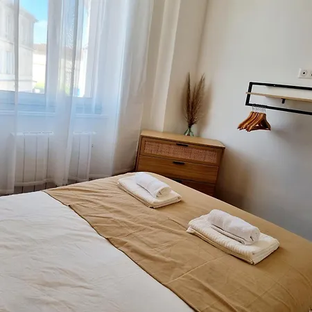 Appartement Meublés Du Chêne Vert, Cœur De