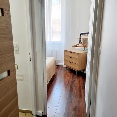 Appartement Meublés Du Chêne Vert, Cœur De *