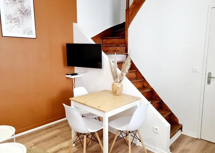 Apartamento Meublés Du Chêne Vert, Cœur De